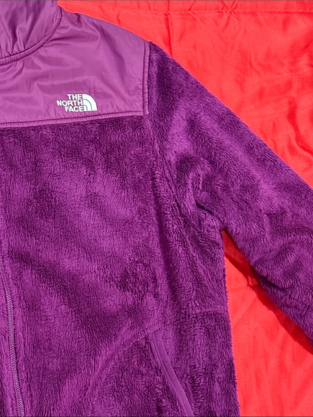 WOW POSHMARK Authentic The North Face Hooded Osito Plum Jacket